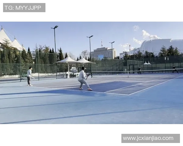 广州网球队区域防守分析：优劣势与改进方向探讨